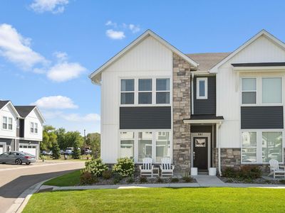 641 E Blossom Cir, Long Lake, MN, 55356