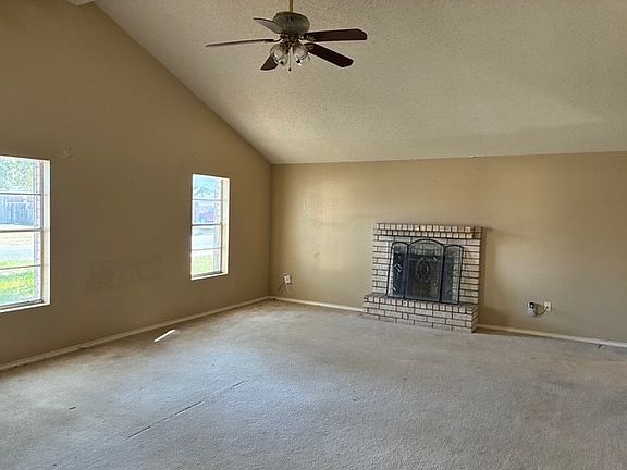 2nd image of 10518 Pioneer Dr