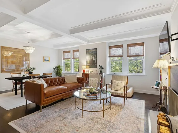 125 E 63rd St APT 4C, New York, NY 10065