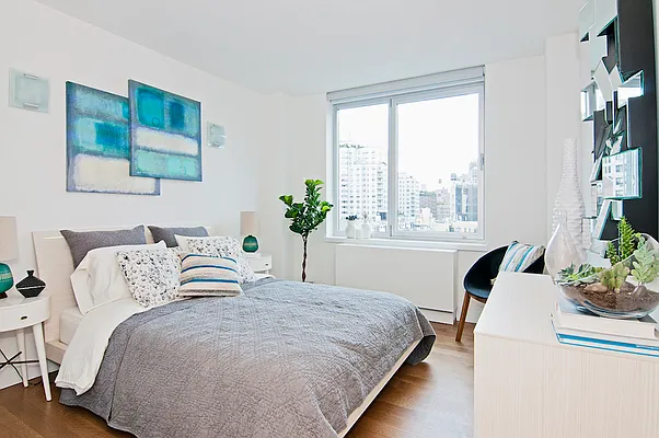 Rented by Bold New York | media 44