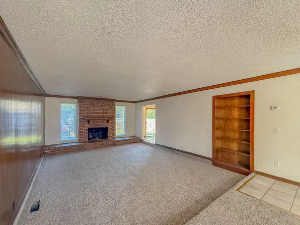 7223 Edenborough Dr, Oklahoma City, OK 73132