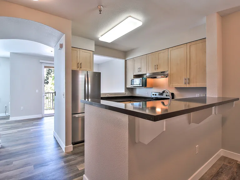 Catalina Luxury Apartments — Photo 42