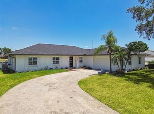 3913 Fontainebleau Dr, Rocky Point, FL 33634