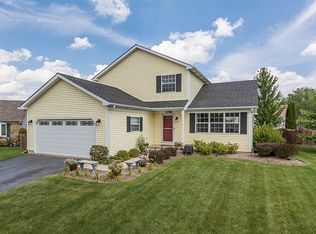 1098 Spring Valley Dr, Carol Stream, IL 60188