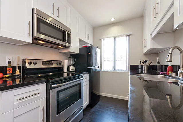 3734 S Canfield Ave #111 — Photo 2