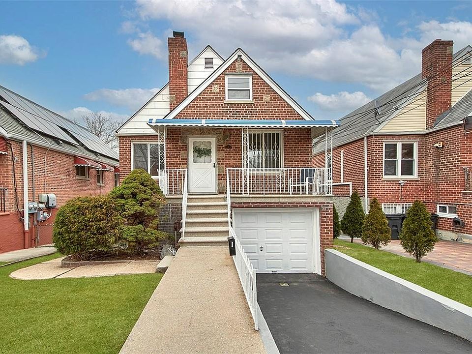 1st image of 2544 Young Avenue