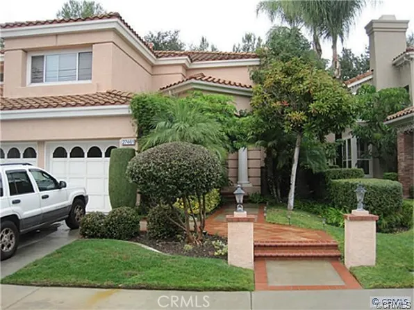27461 Glenwood Dr, Mission Viejo, CA 92692