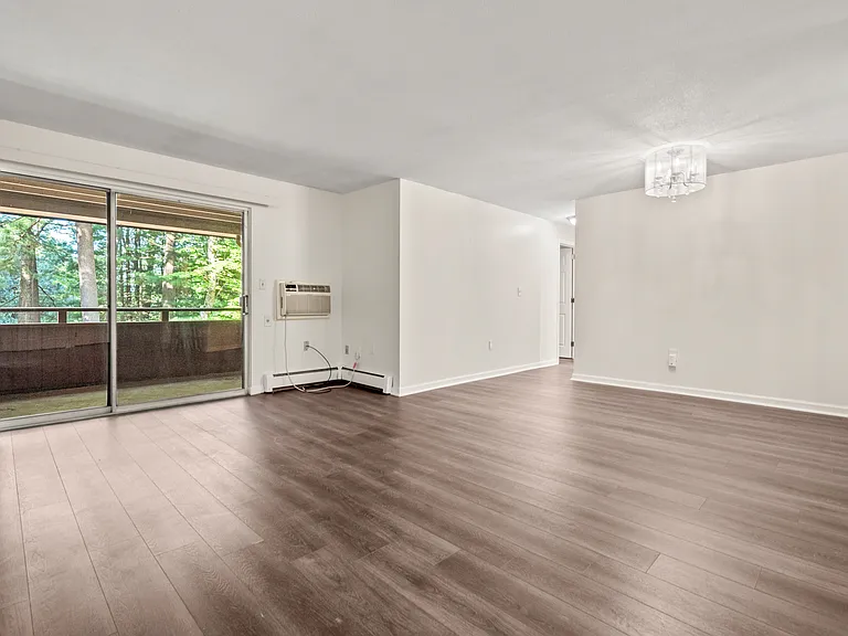 38 Rambling Brook Ln #B6 — Photo 12