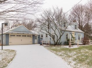 8667 W Willow Hwy, Grand Ledge, MI 48837