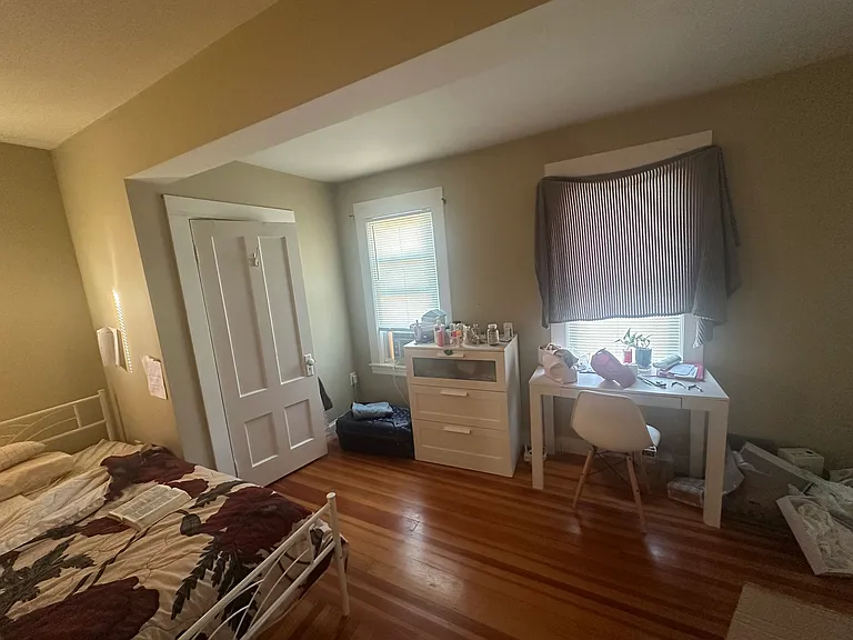 114-116 Pacific St #3 — Photo 7