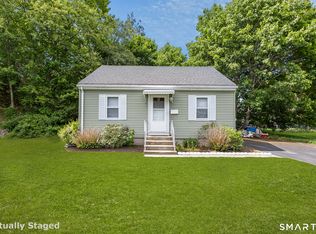 17 Elijah Street, Norwich, CT 06360