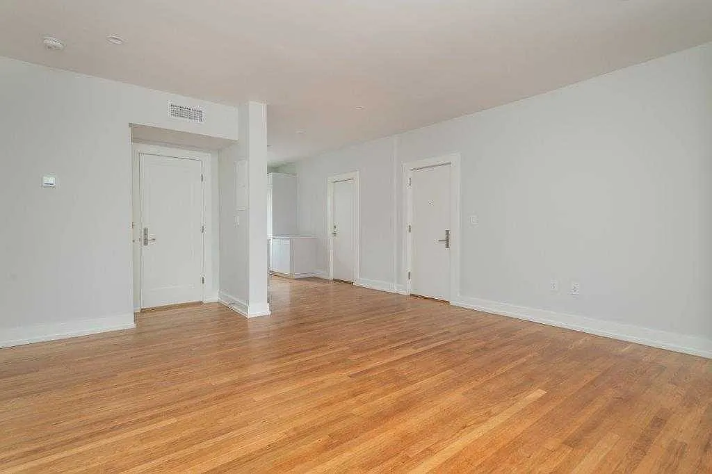 2 bed, $4,000 — Photo 4