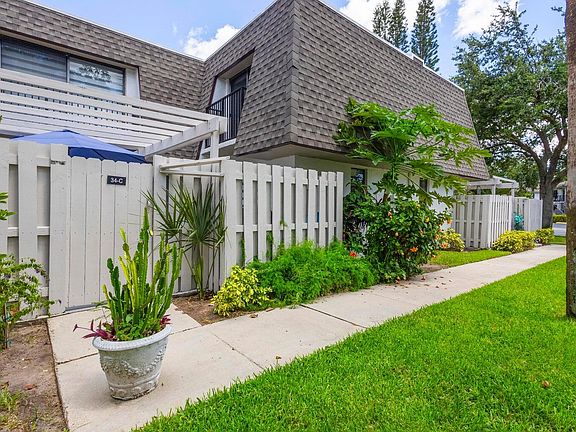 5th image of 3010 SW 21 St Terrace #34-C