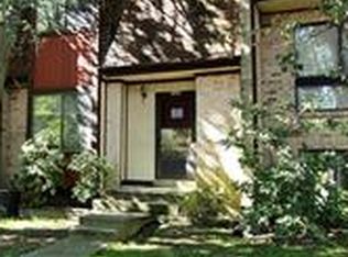 6852 Deer Run Dr, Alexandria, VA 22306