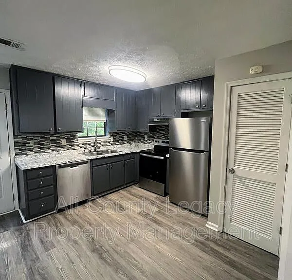 3081 Parkside Ct — Photo 3