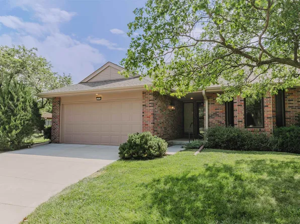 1023 Teton Ct, Lincoln, NE 68510