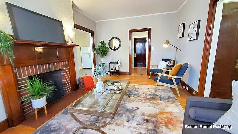 2 bed, $2,900 — Photo 3