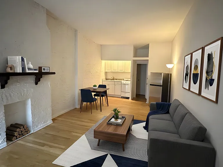 426 W 46th St #4B — Photo 1