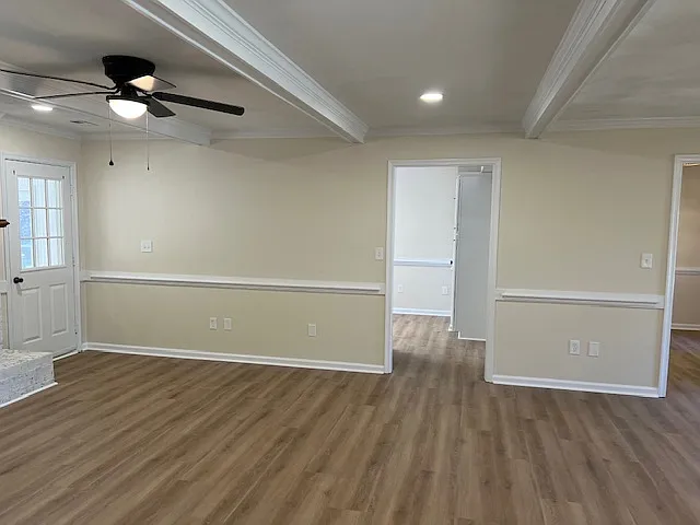 533 Tennis Dr — Photo 11