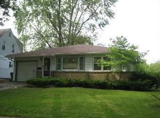 812 W Washington St, Champaign, IL