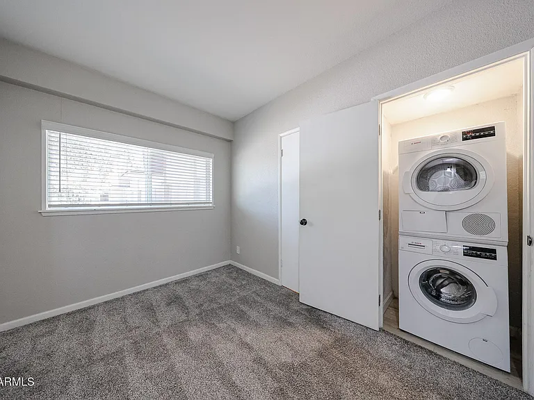 351 E Thomas Rd #D201 — Photo 35