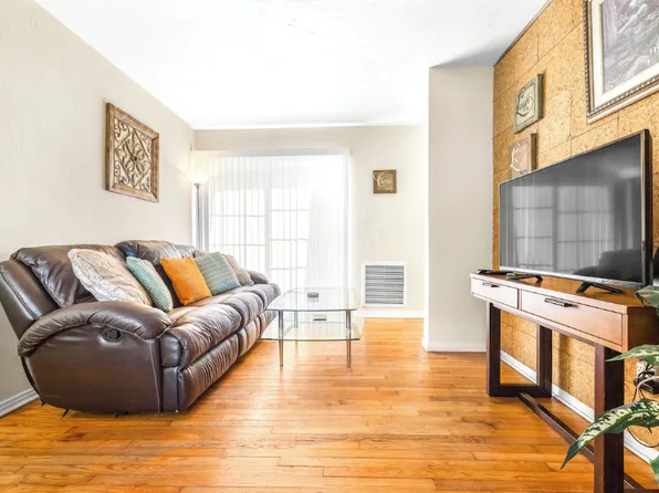 7315 N Dartmouth Ave, Tampa, FL 33604