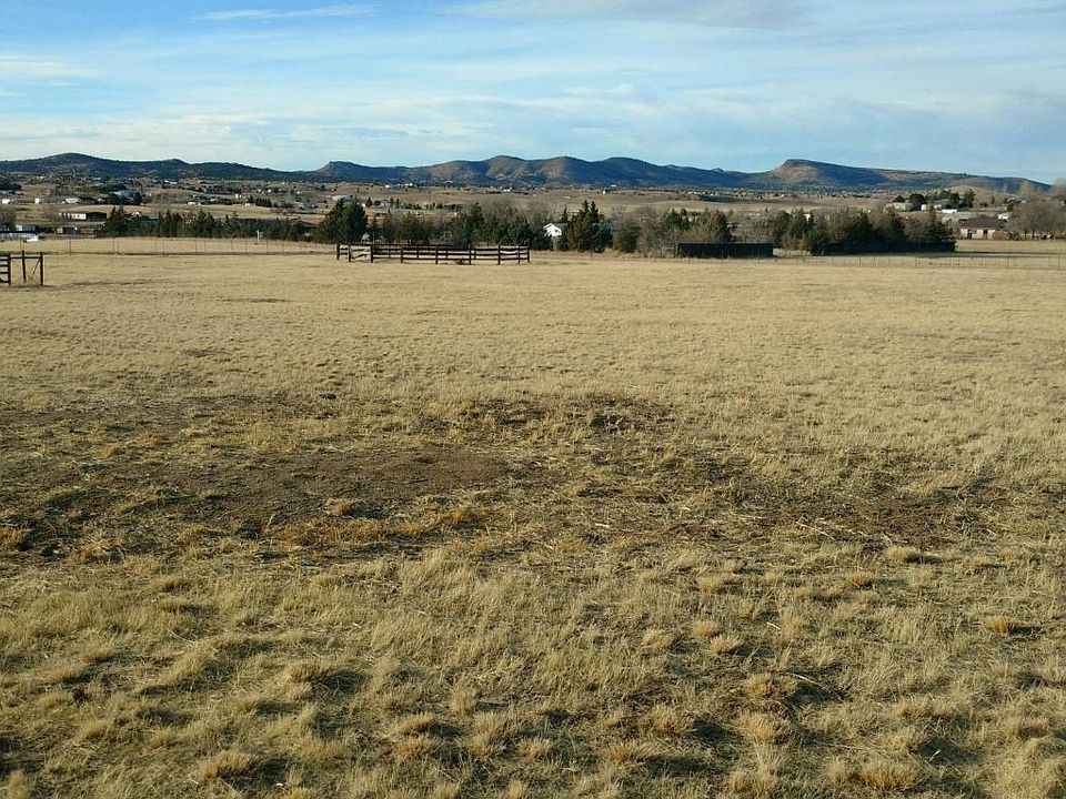 2nd image of 2305 W Road 1 S