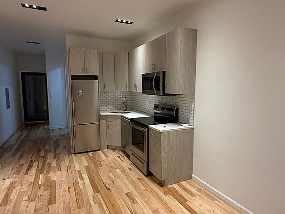 2nd image of 5718 3rd Ave #1L