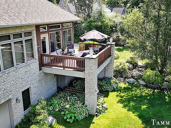 3rd image of 3464 Palmer Dr
