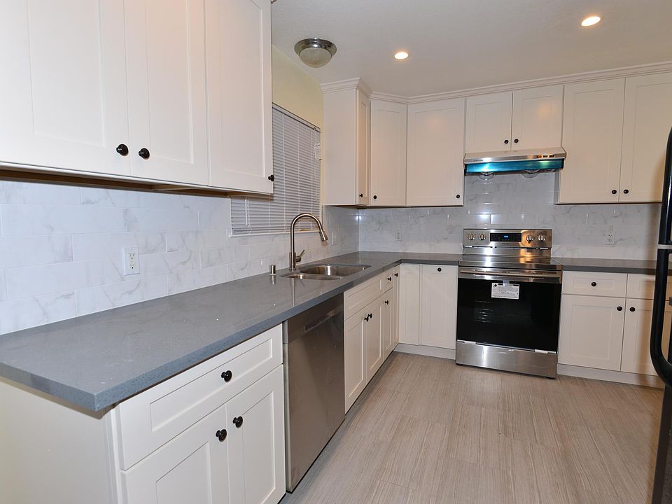1st image of 4170 Manzanita Dr