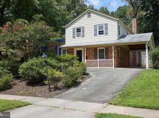 1046 Carnation Dr, Rockville, MD 20850