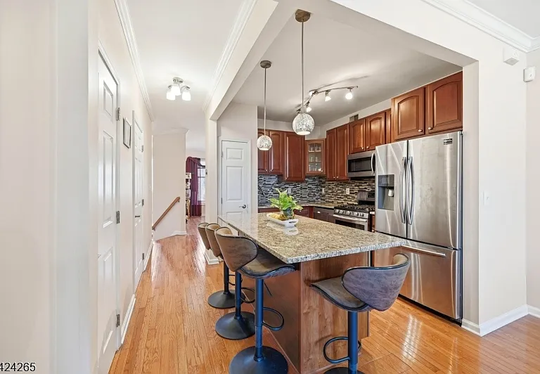 424 Hartford Dr — Photo 17