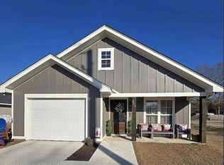 395 N George St, Petal, MS 39465