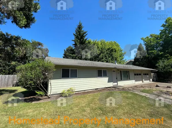 781 Stephanie St N, Monmouth, OR 97361