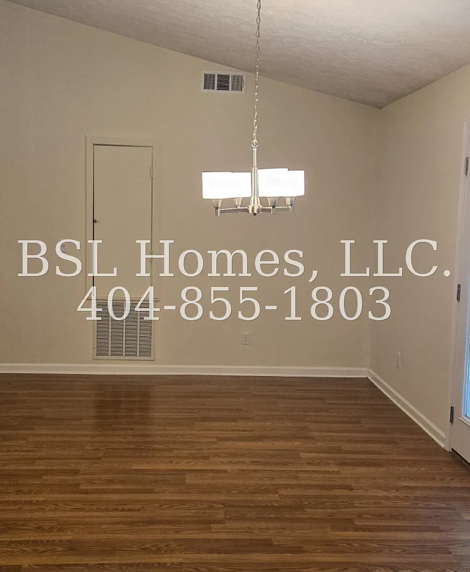 3 bed, 1424 sqft, $1,849 — Photo 4