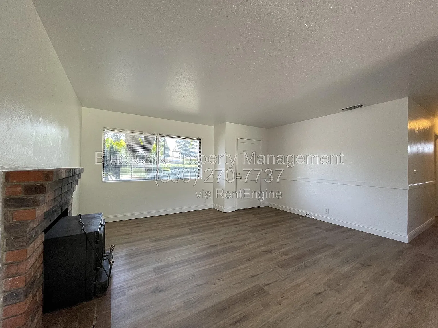 3 bed, 2.0 bath, 1120 sqft, $1,995 — Photo 3