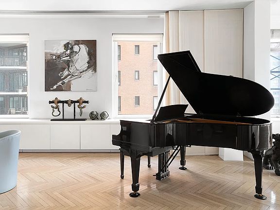 5th image of 435 E 52nd St #6/7F