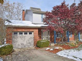 360 Knollwood Dr, Highland Heights, KY