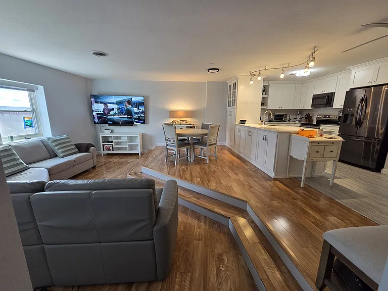 112 Franklin St #C8 — Photo 23
