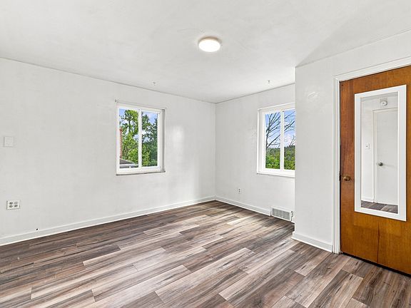 5th image of 10158 Pearl Rd