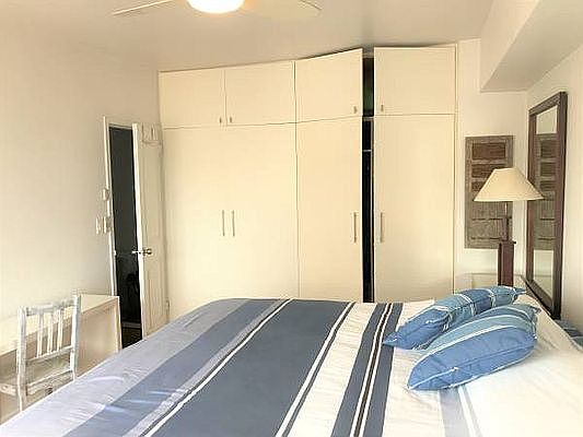 4th image of 100 W 93rd St APT 30