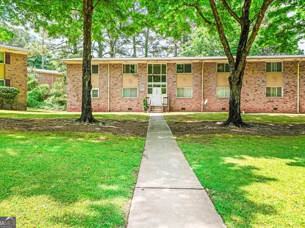 1627 Line Cir, Decatur, GA 30032
