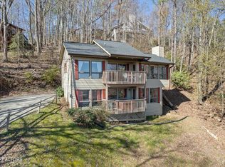 1676 Zurich Rd, Gatlinburg, TN 37738
