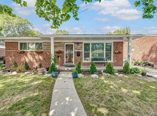 6719 Amboy St, Dearborn Heights, MI 48127