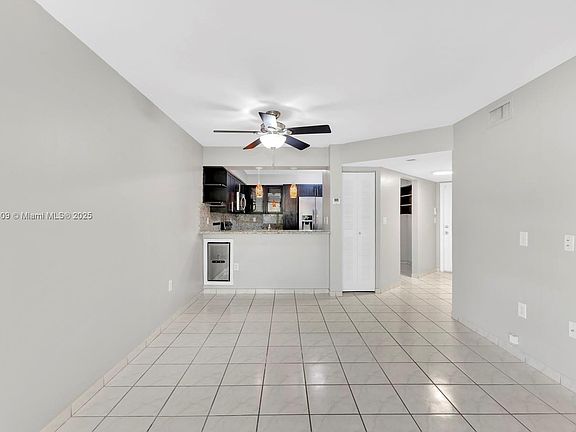 3rd image of 15525 Miami Lakeway N #1068