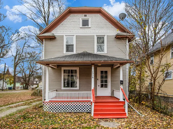 1516 Fairbanks Ct, Kalamazoo, MI 49048
