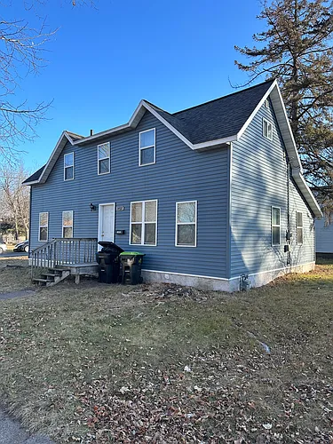 1402 8th St E Photo 1