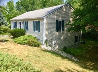 19 Indian Rock Rd, Haverhill, MA 01832
