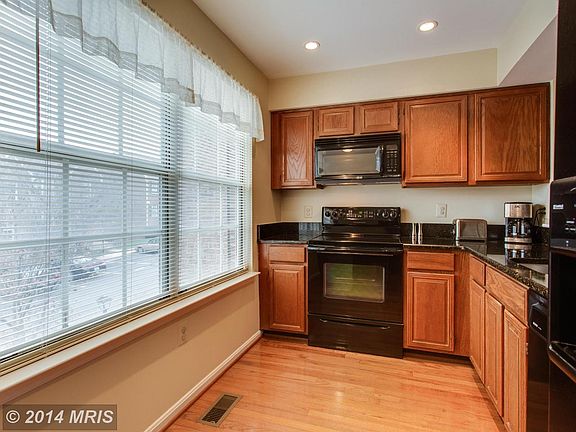 5th image of 2102 Dominion Heights Ct