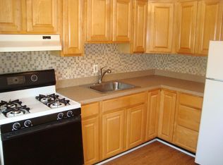 21038 Southbend Cir APT 1, Rocky River, OH 44116